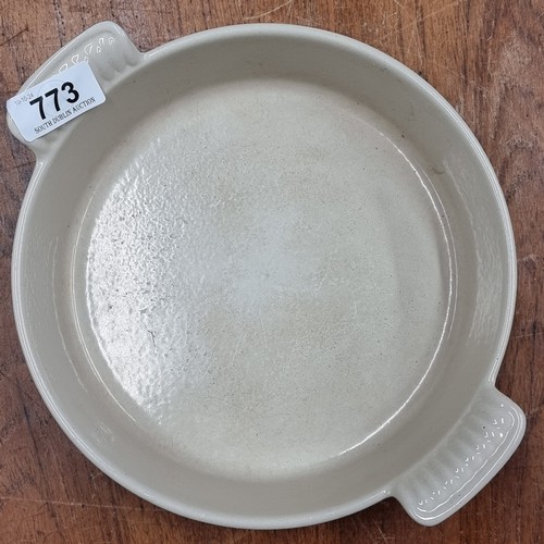 773 - A neatly sized Le Creuset cast iron baking dish. In great condition.