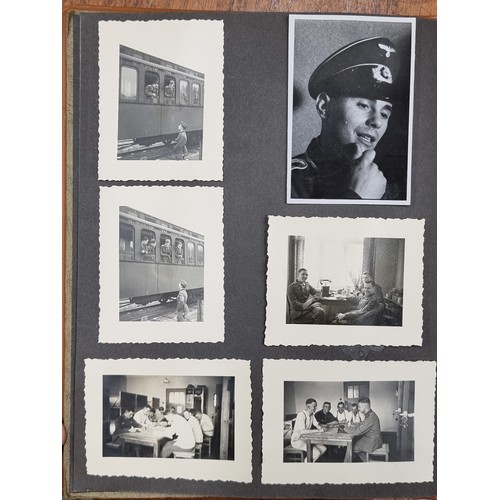 779 - Star lot : A ww11 photograph album with original images of german troops and SS commanders . 22 full... 