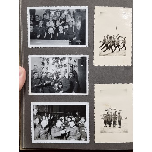 779 - Star lot : A ww11 photograph album with original images of german troops and SS commanders . 22 full... 