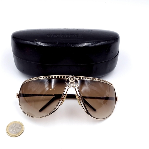 13 - A pair of gold framed designer  Roberto Cavalli sunglasses with serial no. to frame. Lenses in good,... 