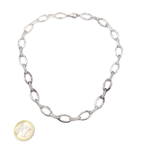 28 - A KLP Modernist style chain link vintage silver necklace. Length - 40 cms. Weight - 36 grams.