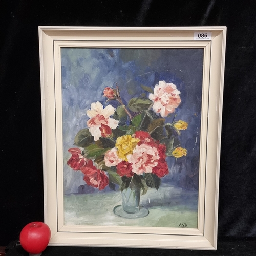 86 - An original melodic oil on board painting. Features a still life botanical study of flowers in a vas... 