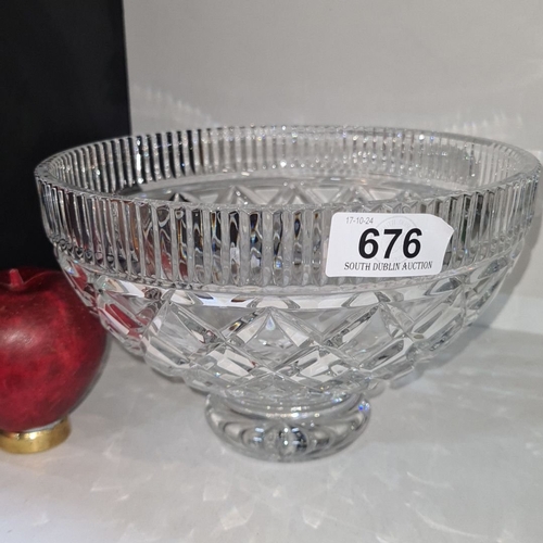 676 - Waterford crystal bowl, diamond-cut pattern, approximately 10 inches in diameter. Crafted with Water... 