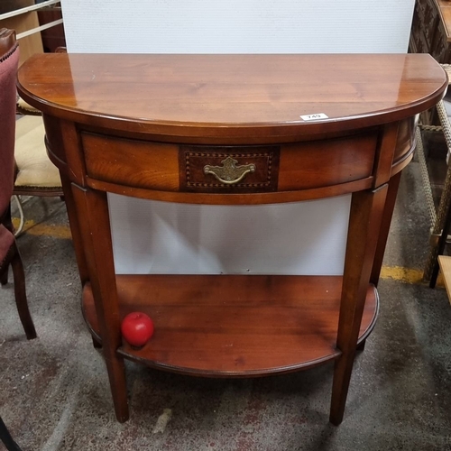 Lot 749       