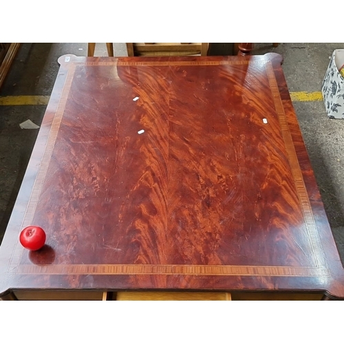 754 - A very large Victorian style red mahogany coffee table with drawer. Rich wood grain pattern, fluted ... 