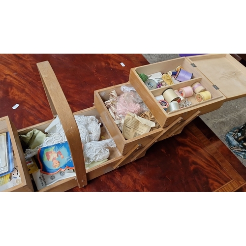 755 - Vintage wooden sewing box with contents, such as threads and lace. Approximately 20