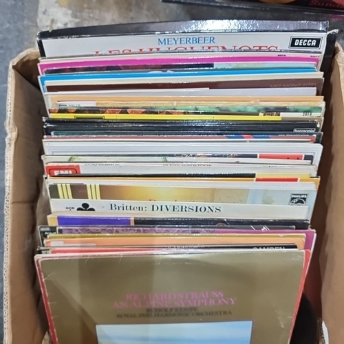 902 - Collection of assorted vinyl records including 