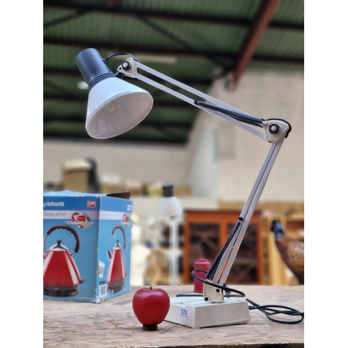 370 - A vintage Micromark MM6617 swing arm anglepoise desk lamp with three pin plug.