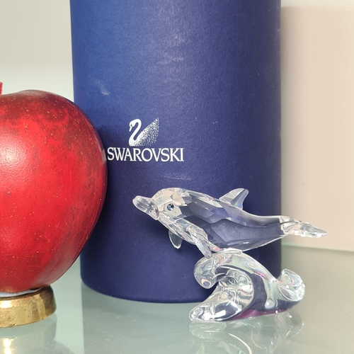 991 - Star Lot : A Swarovski Dolphin Baby. RRP £95 on thecrystallodge.co.uk. Super collectors item. With o... 