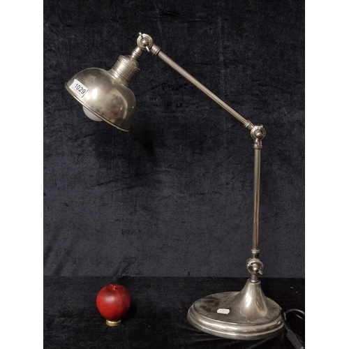 1029 - A very nice clean example of heavy steel industrial style anglepoise table lamp.