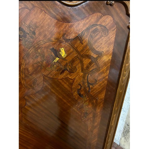 1216 - Super Star lot : A fabulous three fold satinwood room divider with lovely inlaid panels and a high d... 