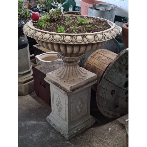 1074 - STAR Lot : A fabulous large Pedestal Wide urn, In 3 pieces from the fabulous Clifton House, Dalkey, ... 