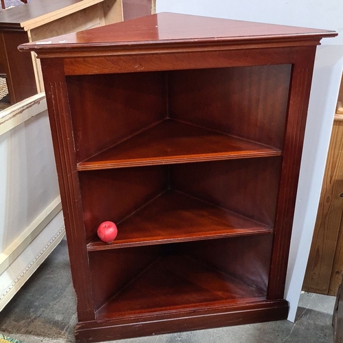 1178 - Mahogany corner shelf unit from the mid-20th century. Approximately 32 inches high, 24 inches wide, ... 