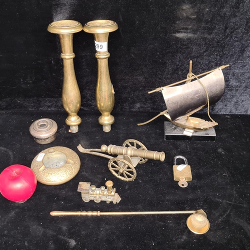 299 - A nice collection of vintage and antique items including a pair of very heavy quality brass screw bo... 