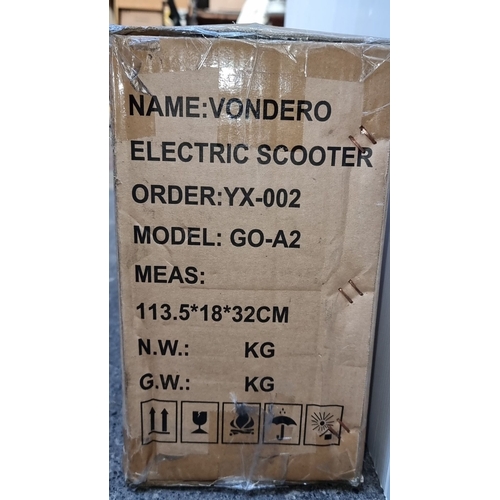 594 - Star Lot : A brand new, Vondero electric scooter, model GO-A2, in original packaging. Measurements: ... 