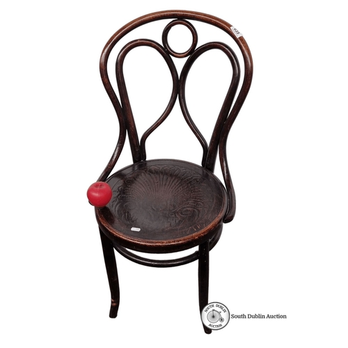 635 - Vintage Fischel bentwood chair, Bohemian origin, featuring intricate wood design. Early 20th century... 