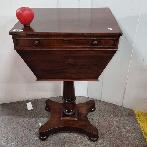 657 - Star Lot : Victorian mahogany sewing table with pedestal base, from the 19th century, features a hin... 