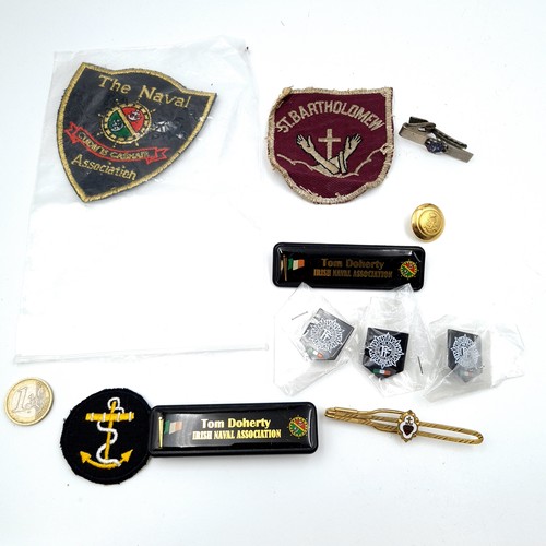 494 - A collection of items relating to the Irish Naval Association.