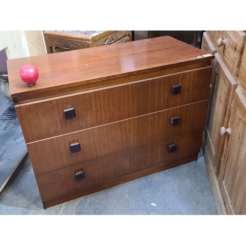 1131 - Mid-century modern chest of drawers, mahogany veneer with three drawers. Approximately 36