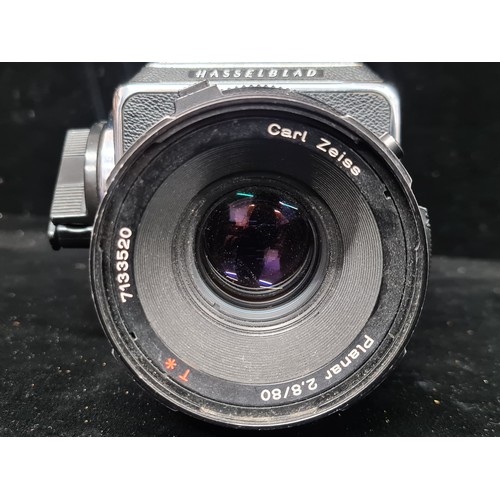 289 - Super Star lot : An incredible Hasselblad 503cx Medium Format Camera equipped with with Carl Zeiss P... 