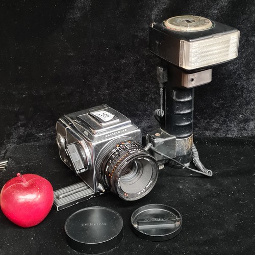 289 - Super Star lot : An incredible Hasselblad 503cx Medium Format Camera equipped with with Carl Zeiss P... 