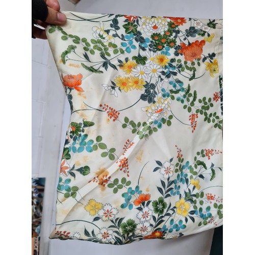 954 - A stunning Vintage Japanese kimono, 100% silk, floral print with vibrant multicolored flowers and gr... 