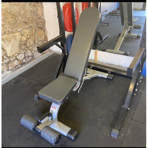 916 - Super Star Lot : A Fabulous All In one gym.  Bought during Covid and now the space is required for s... 