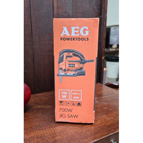 665 - A brand new AEG Powertools 700W jigsaw, model STEP100X, in original packaging. Includes six-year war... 