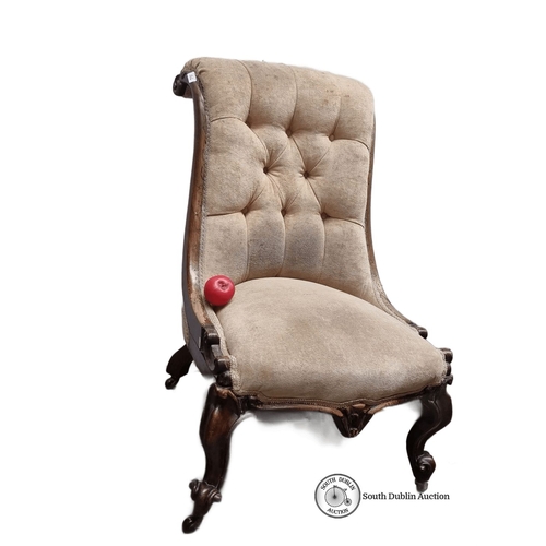 759 - Antique Carved mahogany slipper chair with tufted upholstery, featuring elegantly curved legs and cl... 