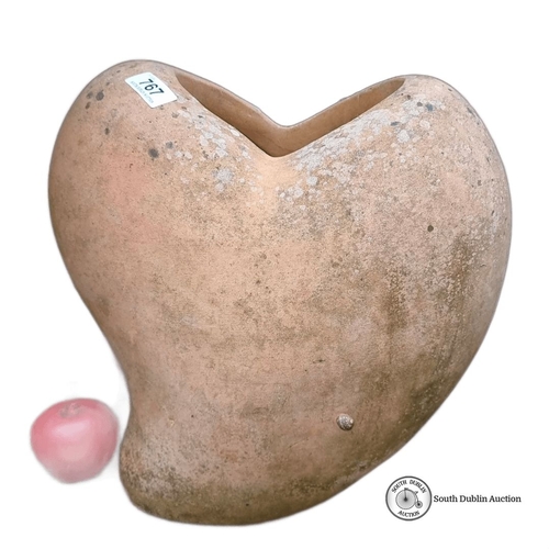 767 - Heart-shaped terracotta planter, rustic style. Earthy tones with natural patina.