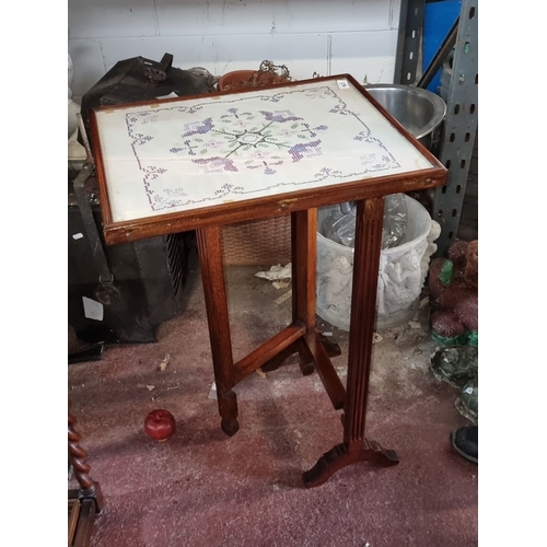 1270 - Victorian mahogany firescreen and table with floral needlepoint design, featuring purple and pastel ... 