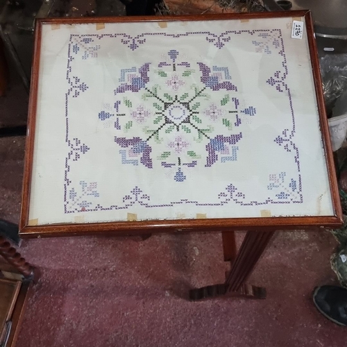 1270 - Victorian mahogany firescreen and table with floral needlepoint design, featuring purple and pastel ... 