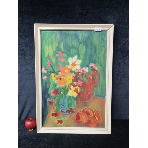 1228 - A charming original acrylic on board painting. Features a still life study with flowers in a vase. R... 