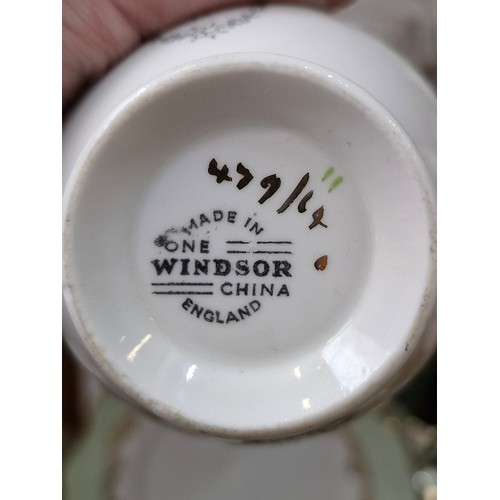 820 - A fabulous ceramic 'Windsor' Made in England complete tea set. Features six cups, six saucers, six s... 