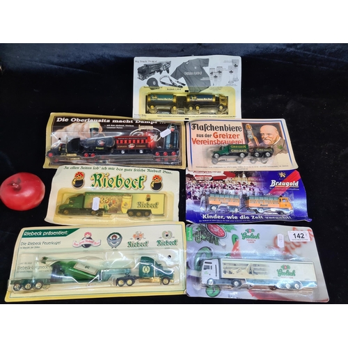 142 - A fantastic selection of retro beer advertising model toy trucks, all in original packaging. Include... 