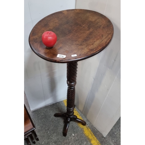 470 - Victorian tall twisted mahogany pedestal table with circular top, supported by a tripod base.