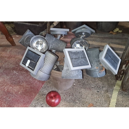 935 - outdoor solar lights.