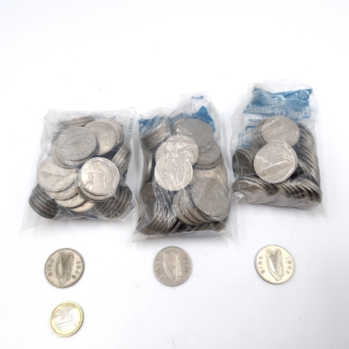 1069 - Three bags of Irish three decimal coin. Unchecked. 
Weight: approximately 1600 grams