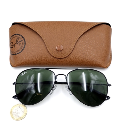 18 - A pair of Ray-Ban 'Made in Italy' aviator style sunglasses. Comes in Ray-Ban pouch.