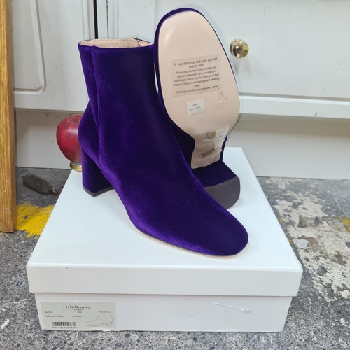 765 - A stylish pair of brand new ladies designer L.K. Bennett boots in a purple suede finish. Size EU 38.... 