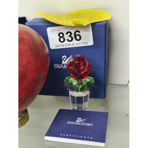 836 - A Swarovski red rose. RRP £55.00 on thecrystallodge.co.uk. Super collectors item. With original pres... 