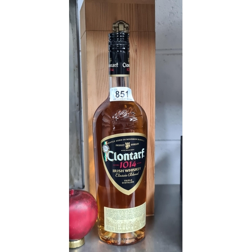 851 - A bottle of Clontarf 1014 classic blend Irish Whiskey 70cl 40%. In original wooden presentation box.