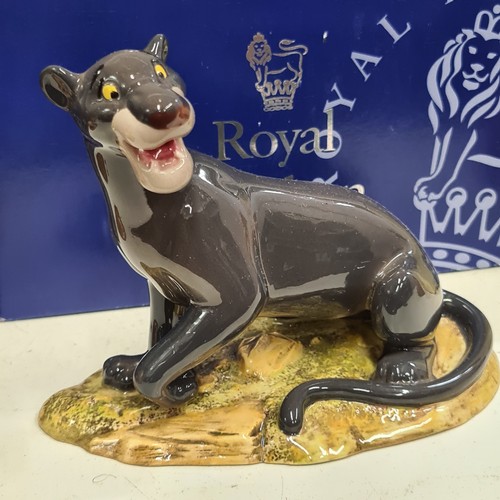 128 - Super Star Lot : A fabulous selection of eight Royal Doulton Jungle Book from the1 Showcase Collecti... 