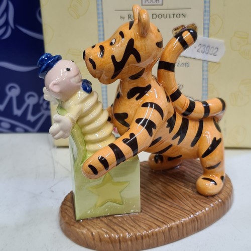 129 - Two Royal Doulton figurines from the Winne-the-Pooh collection. Both in like new condition, complete... 