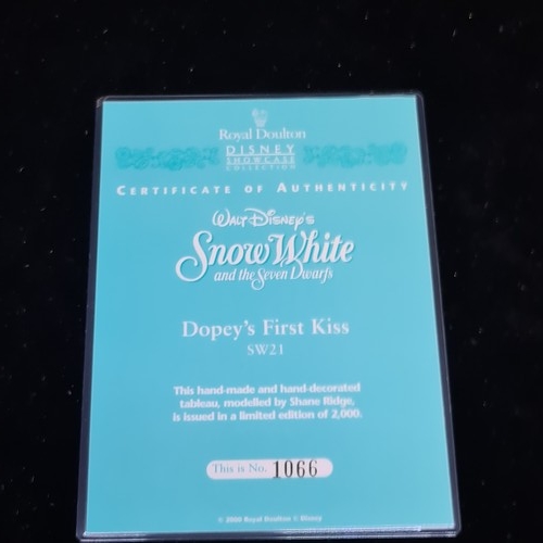 135 - A Royal Dolton, showcase collection , Snowwhite and the seven Dwarfs, Signature piece Dopeys first K... 