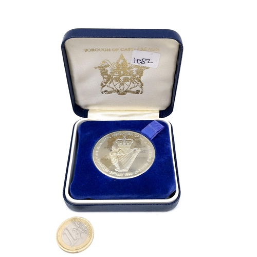 1209 - A Royal Ulster Constabulary presentation medallion dated May 1994. Comes in original presentation bo... 