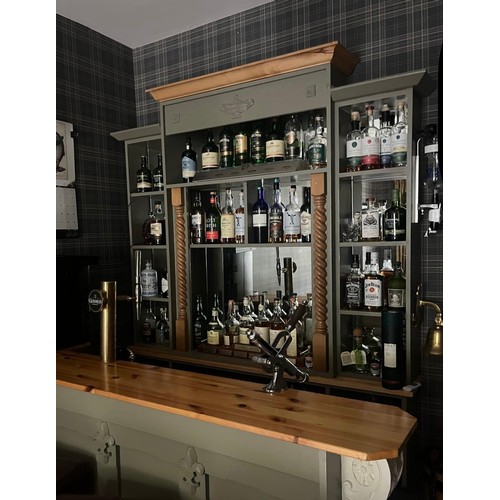 927 - Super Star Lot. A fabulous Home Bar. Includes four commercial bar stools in super condition with bra... 