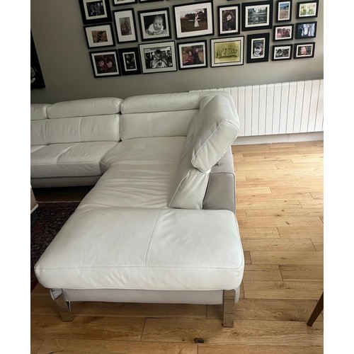 996 - Super Star Lot : Fabulous DFS Platinum white Leather, Right hand facing arm open end Corner Ballina ... 