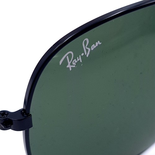 18 - A pair of Ray-Ban 'Made in Italy' aviator style sunglasses. Comes in Ray-Ban pouch.