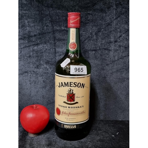 965 - A vintage sealed bottle of 'Jameson' Irish Whiskey, 1l and 43% Vol. Sealed.